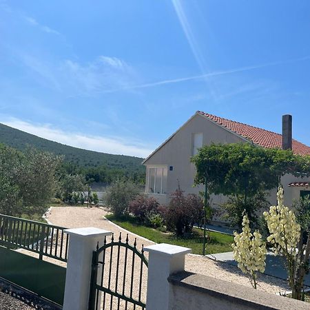 Mediterranean Olive Waterfallskrka-Croatia Villa Gulin Exterior photo