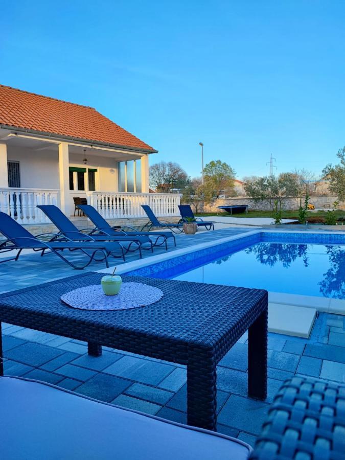 Mediterranean Olive Waterfallskrka-Croatia Villa Gulin Exterior photo